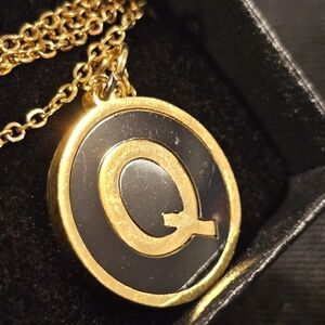 96 - Unique Stainless Steel Alphabet Q - 17 inch Designer Necklace